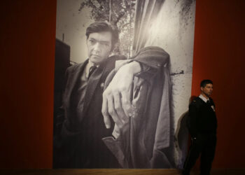 Subastan borrador de la obra “Historias de Cronopios y de Famas” de Cortázar con siete textos inéditos