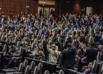 Van por reelección ¡460 diputados!