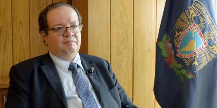 Leonardo Lomelí es el nuevo rector de la UNAM