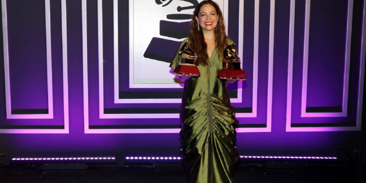 ¿Quiénes son los ganadores en los premios Latin Grammy? Acá la lista completa