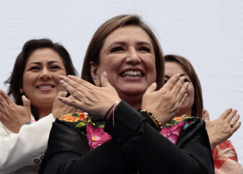 Xóchitl Gálvez solicita licencia al Senado para buscar la Presidencia de México