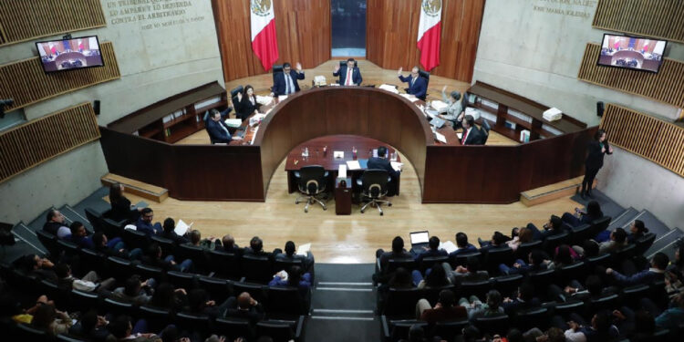 Rebelión en TEPJF: buscan incondicional de Morena