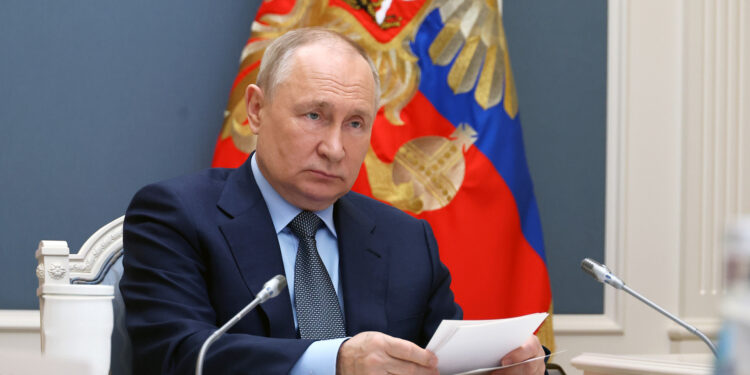 Putin va por la reelección como presidente de Rusia