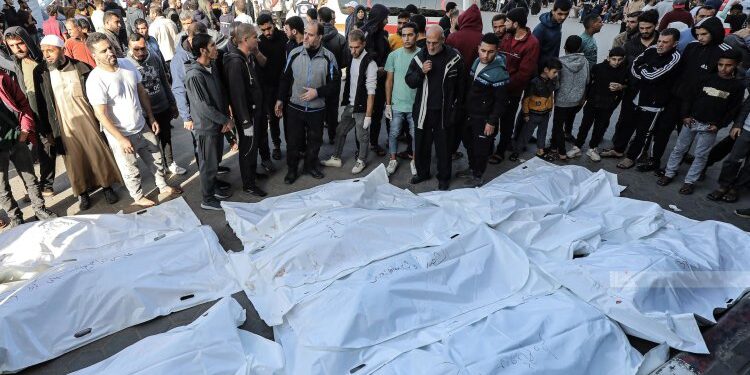 China aboga por una tregua en Gaza; urge aplicar resolución de dos Estados