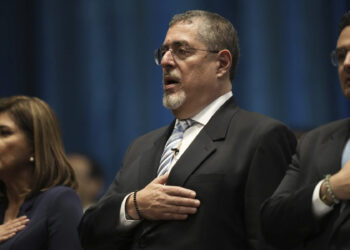 Bernardo Arévalo asume como presidente de Guatemala