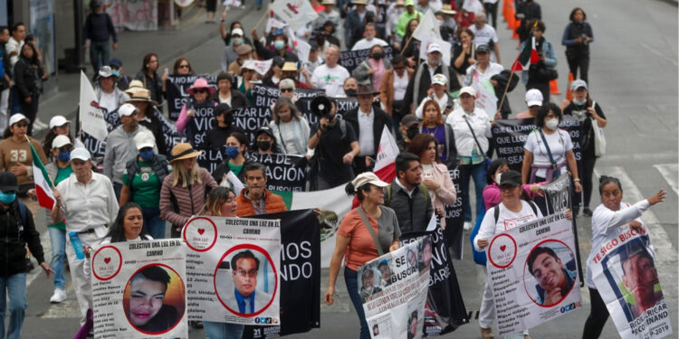 Exigen a AMLO cifras reales de desaparecidos