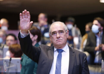 Julen Rementería critica iniciativas de AMLO sobre pensiones y elección de ministros