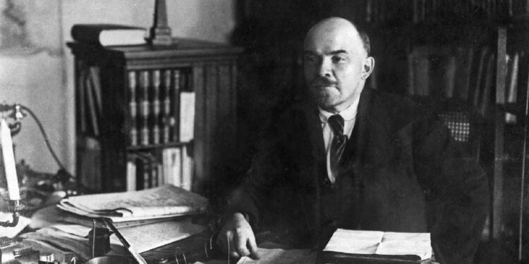 Homenaje a Lenin: Antorcha recordará su importancia histórica para el mundo en conferencia de Aquiles Córdova