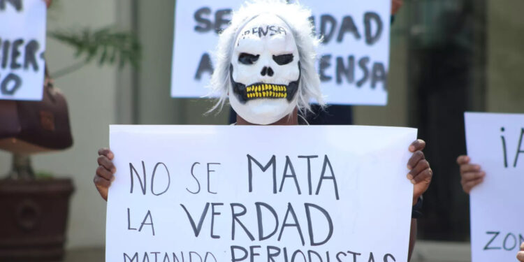 El presidente López Obrador está matando la “libertad de expresión” aunque él diga lo contrario