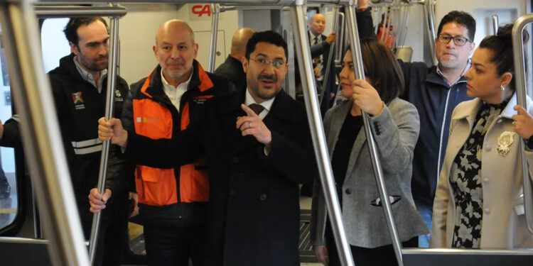 Reabren la L12 a casi tres años de su desplome que mató 26 personas