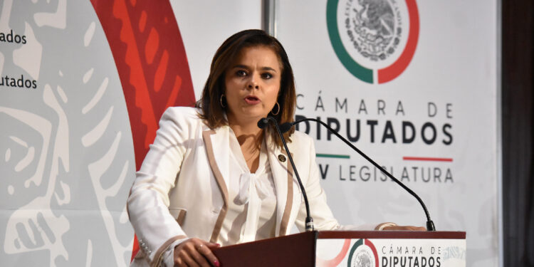 Diputada Alicia Arcos denuncia violencia política de género dentro del PRI