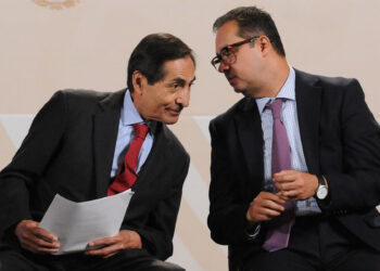 Subirán impuestos, salario mínimo será insuficiente