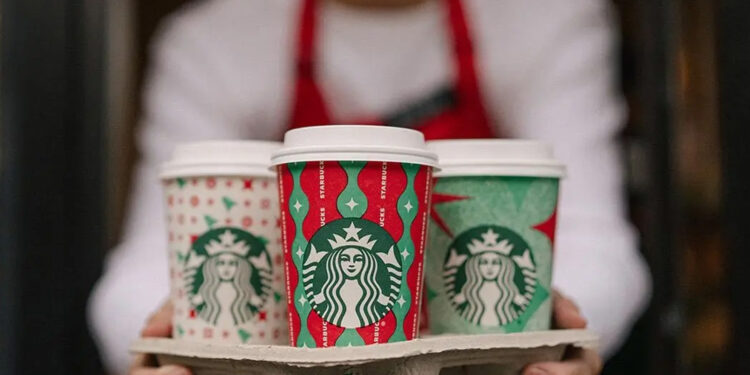 Demandan a Starbucks por explotación laboral y violación de derechos humanos