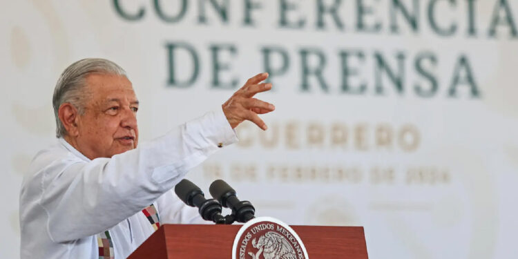 Ante inacción de gobernadora, AMLO ve bien pacto de Iglesia con criminales para apaciguar violencia en Guerrero