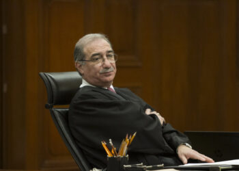 Morena busca juicio político contra ministro de SCJN por reforma eléctrica