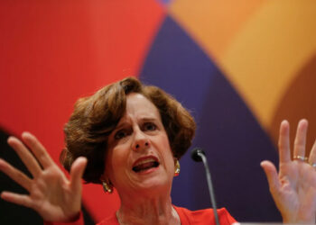 Periodistas difunden sus números de teléfono en solidaridad con corresponsal de The New York Times